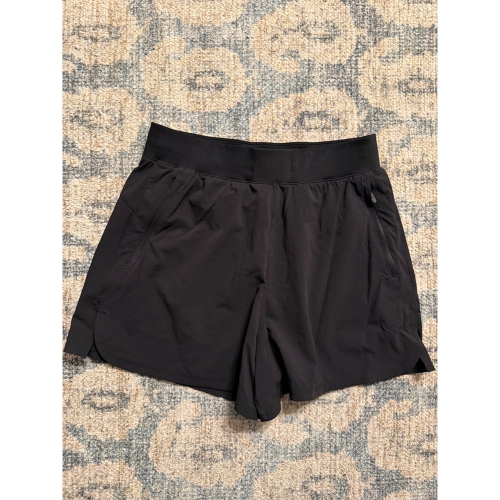 Lululemon License to Train High-Rise Short 4"Size 6 Black Excellence Condition